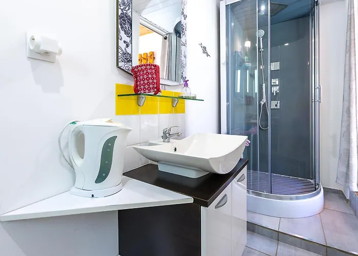 Maison d'hôtes Sous Les Mimosas 2kms 3*