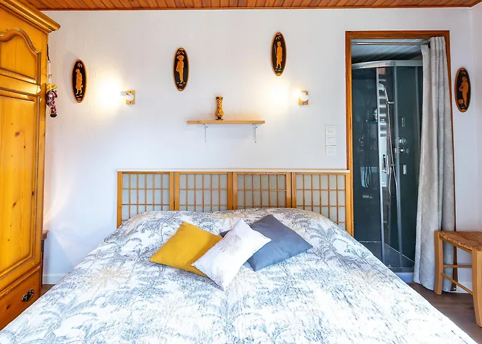 Maison d'hôtes Sous Les Mimosas 2kms 3*