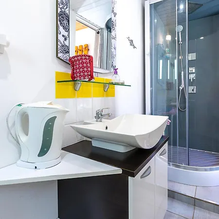 Pensjonat Sous Les Mimosas 2kms 3*